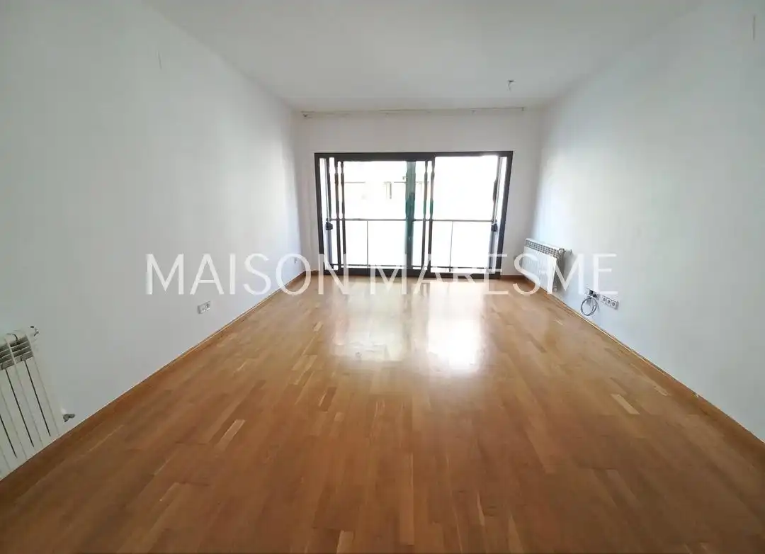Wohnung zum Verkauf in Sant Cebrià de Vallalta mit Klimaanlage, Heizung und Parkett