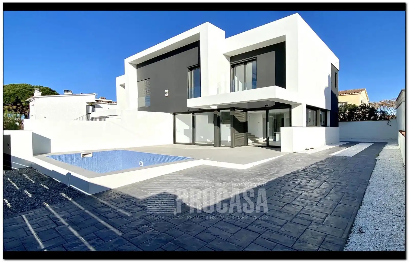 Detached house with pool for sale in REQUESENS, imagen 2