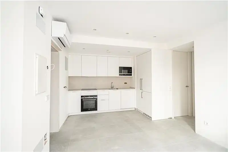 Apartment with lift to rent in Ponent
