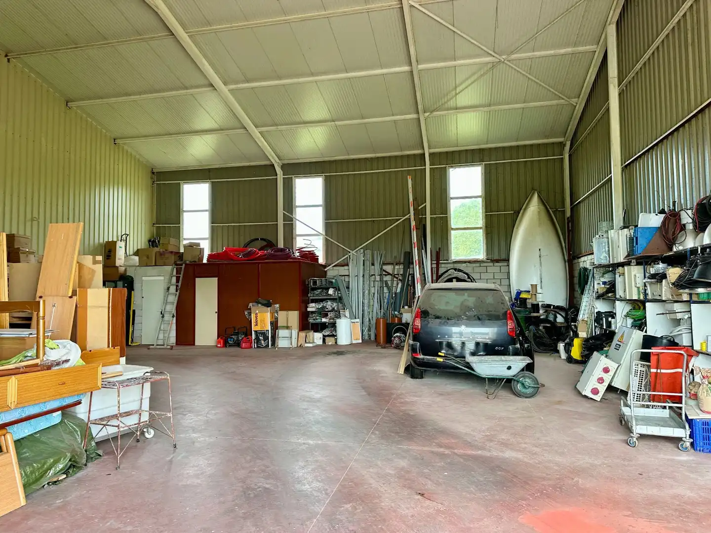 Parking of Industrial buildings for rent in Bareyo