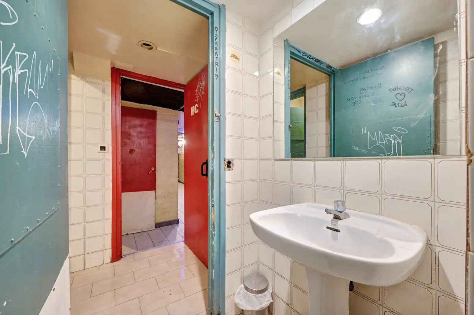 Baño de Local en venta en  Pamplona / Iruña