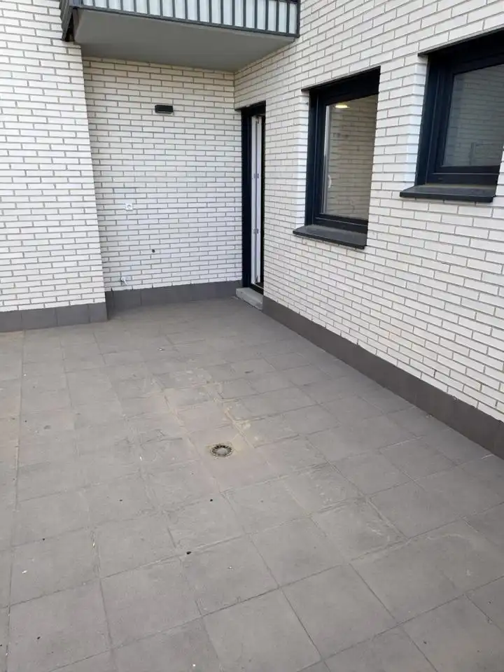 Ground floor with pool to rent in Avenida de Aguas Vivas, imagen 6