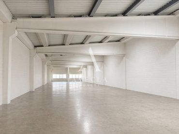 Nave industrielle à vendre à Avenida Vallès 97