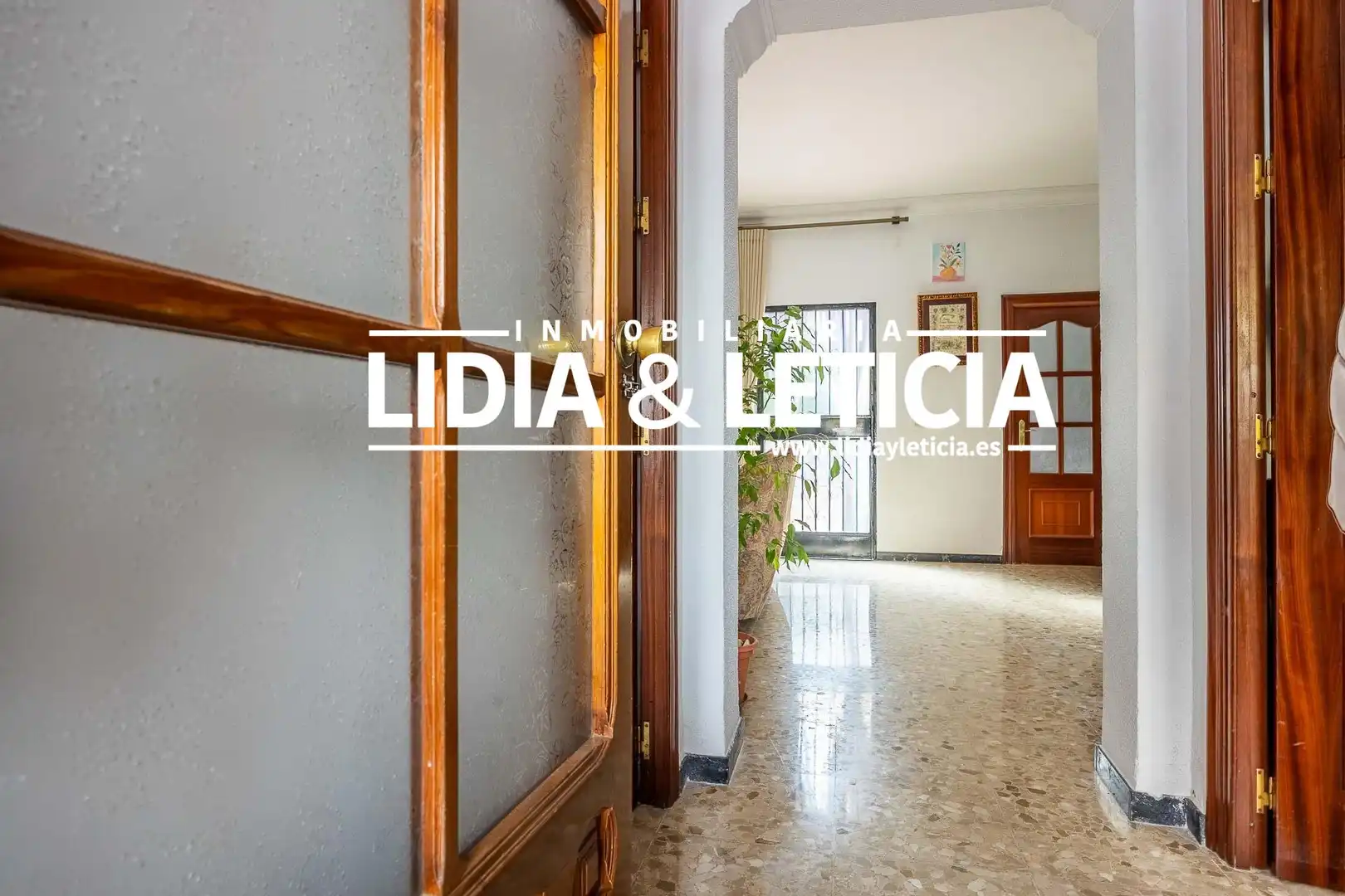 Casa o xalet en venda en Alcalá de Guadaira amb Aire condicionat, Jardí privat i Terrassa