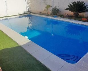 Swimming pool of House or chalet for sale in  Córdoba Capital  with Air Conditioner, Private garden and Terrace