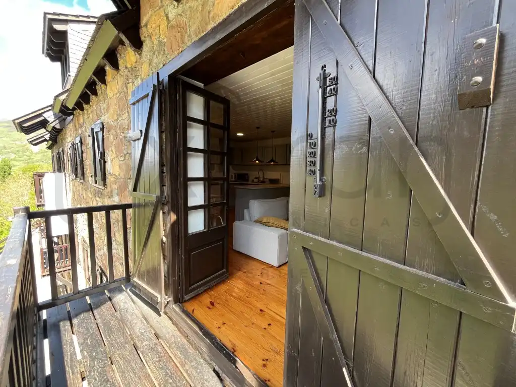 Apartamento en venta en Naut Aran