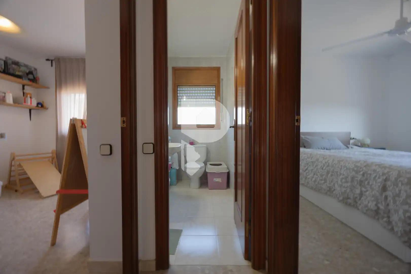 Casa o xalet en venda en Vallirana amb Aire condicionat, Calefacció i Jardí privat