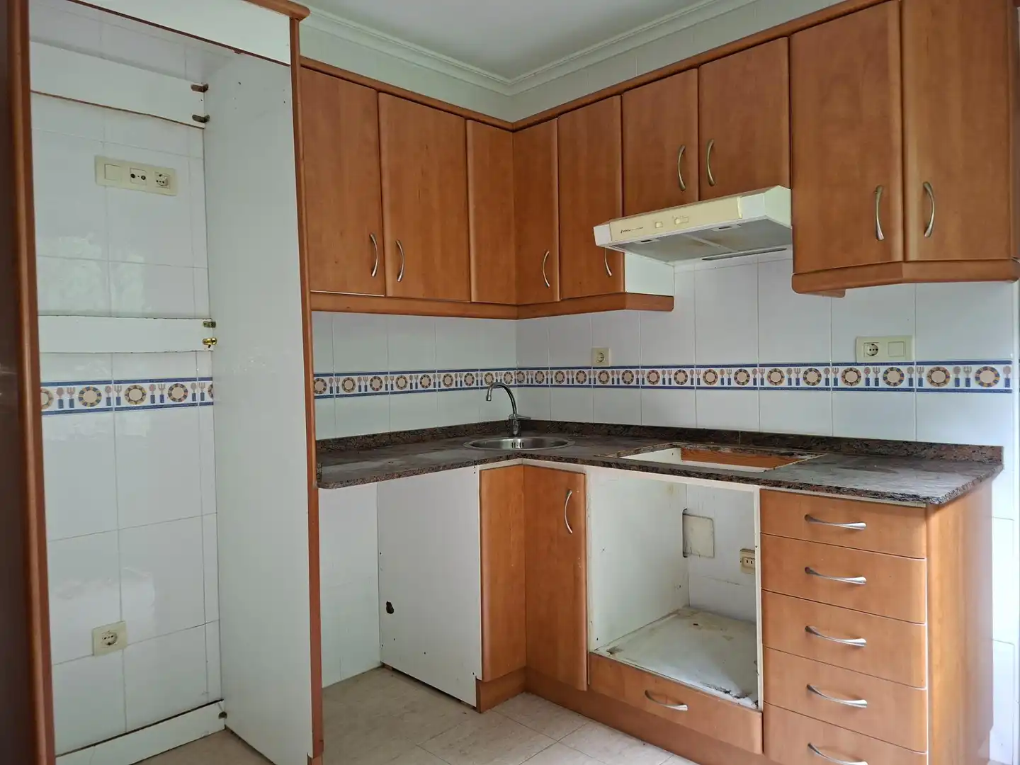 Cuina de Dúplex en venda en Mieres (Asturias) amb Calefacció, Parquet i Traster