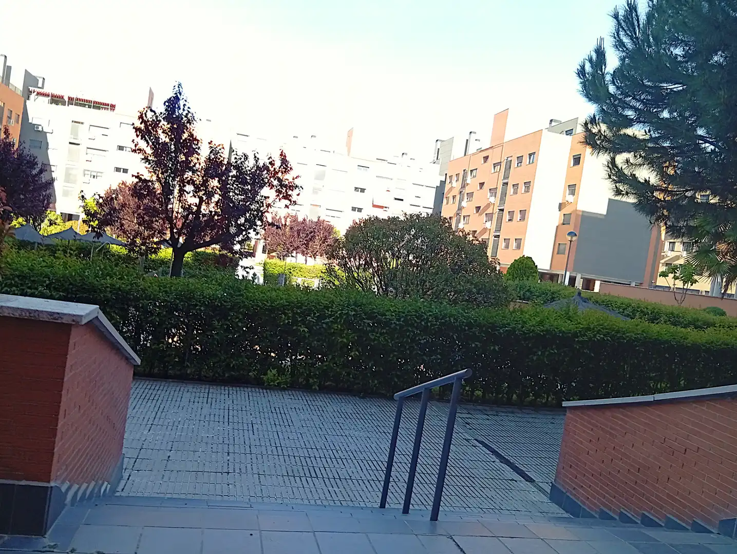 Vista exterior de Piso en venta en Valdemoro con Aire acondicionado, Calefacción y Jardín privado