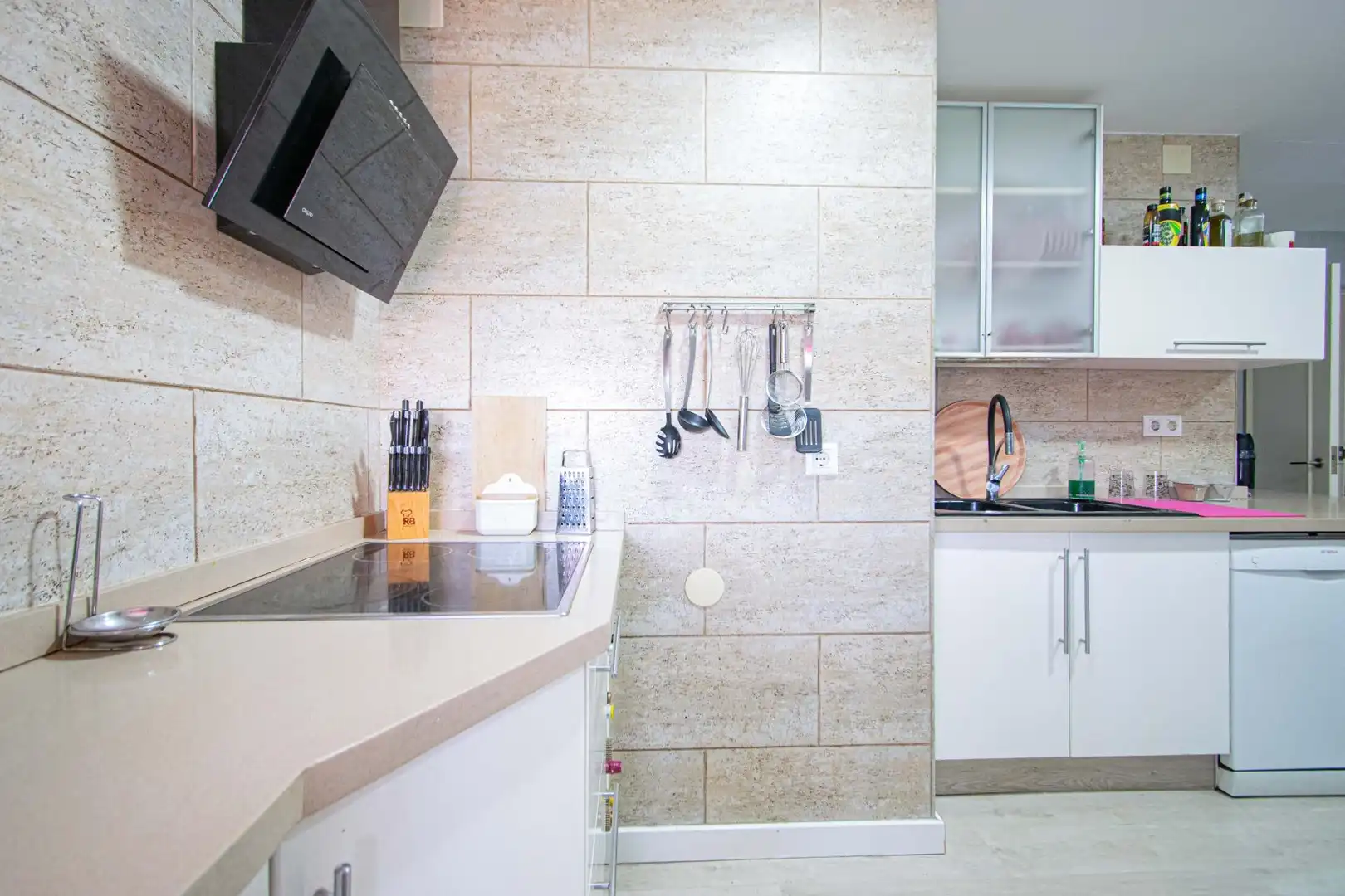 Kitchen of Attic for sale in Sevilla  with Air Conditioner, Heating and Parquet flooring