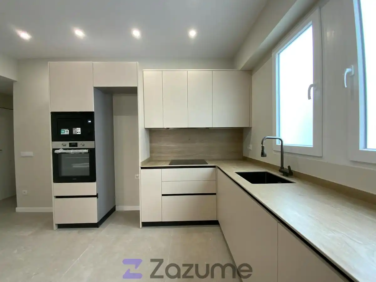 Flat with terrace to rent in Carrer de Pere Aleixandre, imagen 8