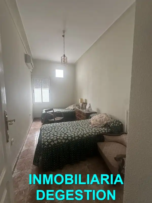 Habitación de Piso en venta en Linares con Aire acondicionado y Amueblado