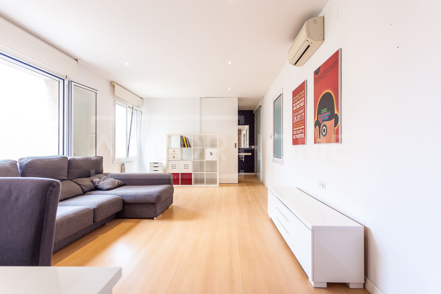 Sala d'estar de Pis en venda en  Barcelona Capital amb Aire condicionat, Calefacció i Moblat