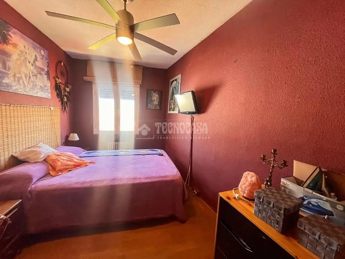 Habitación de Piso en venta en Navalcarnero con Calefacción, Parquet y Terraza