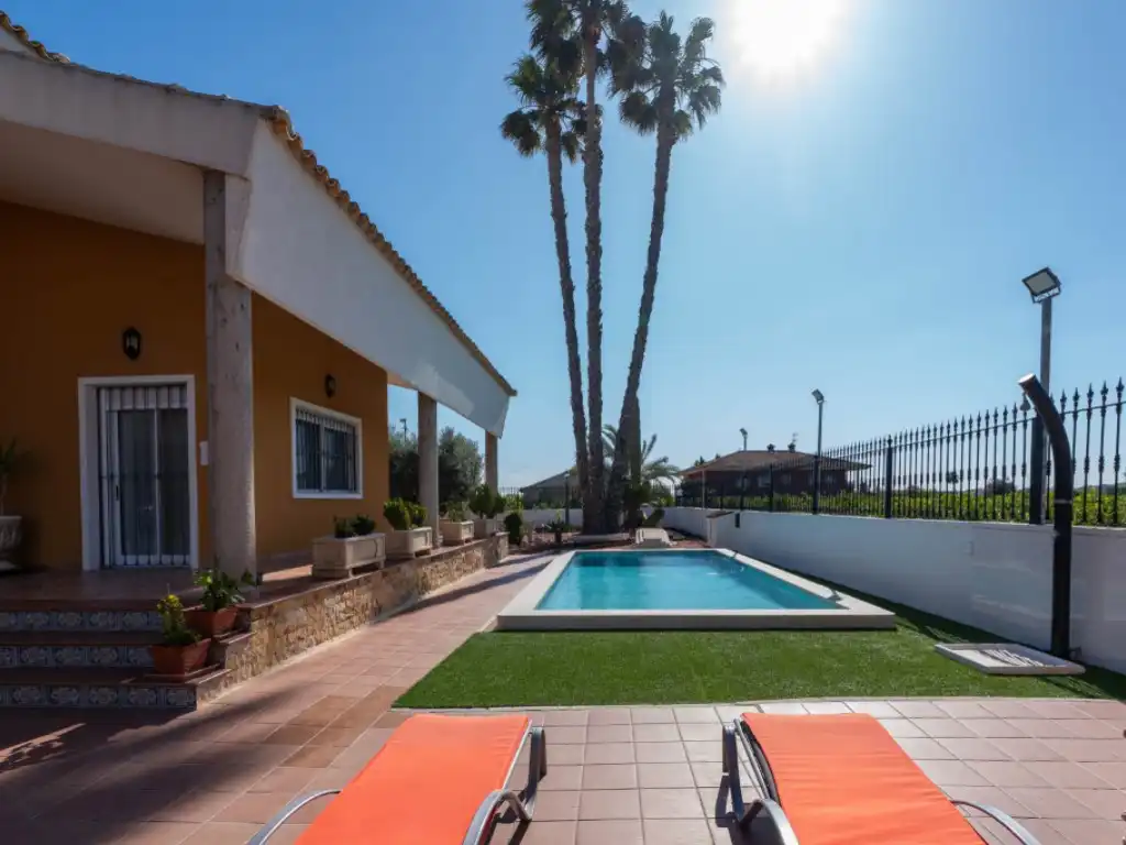 Casa o xalet en venda a Calle Cmo Fabregat, Desamparados - Hurchillo - Torremendo