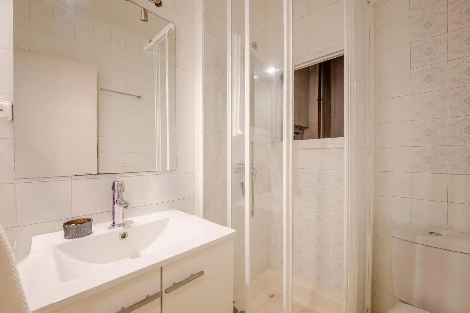 Baño de Piso en venta en Girona con Calefacción