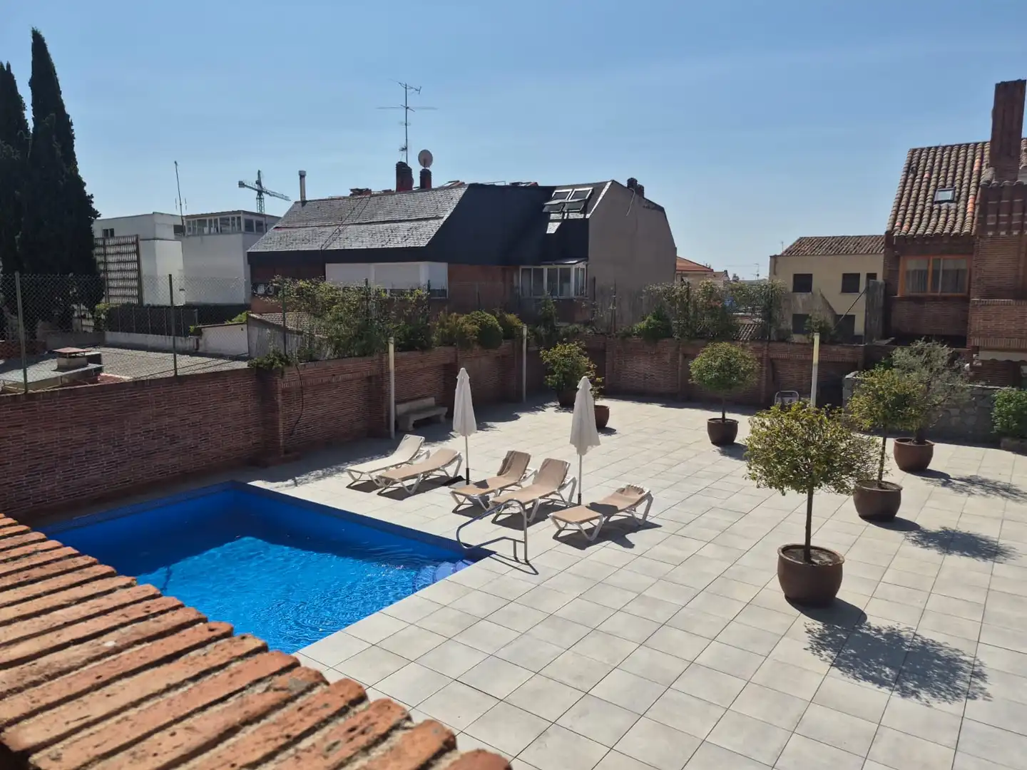 Swimming pool of Flat for rent in Madrid  with Air Conditioner, Heating and Parquet flooring