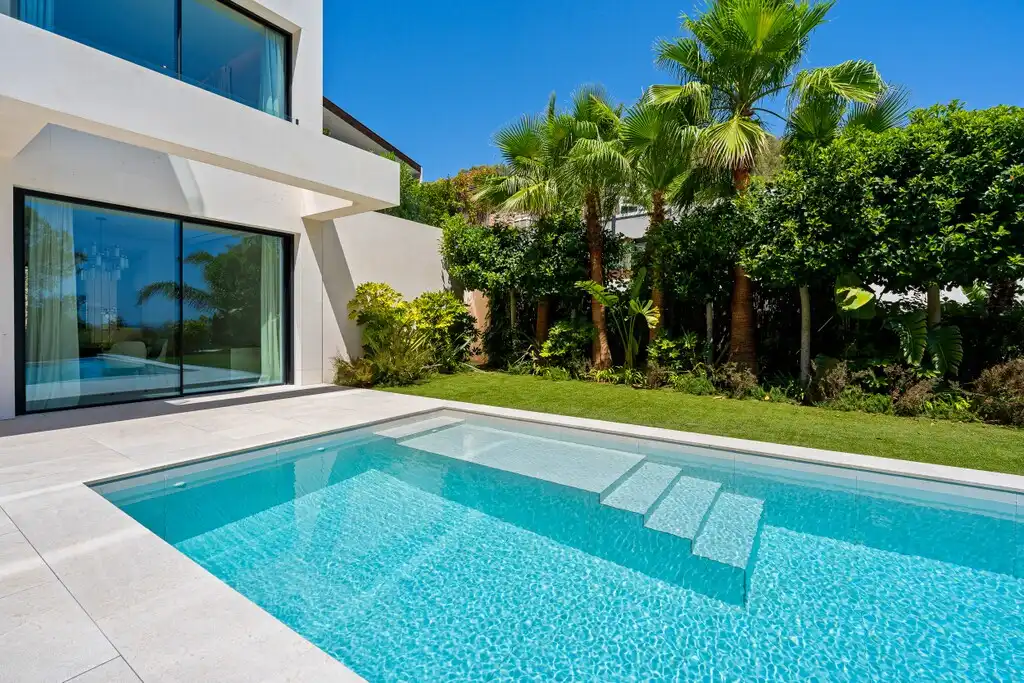 Chalet con piscina en venta en Ponent, imagen 2
