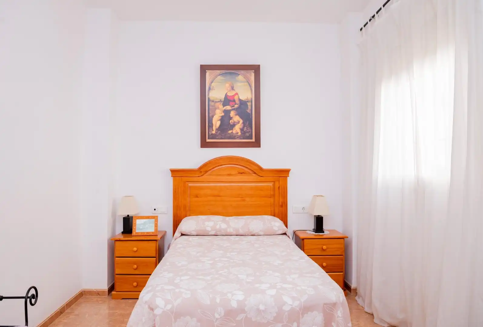 Bedroom of Houses for sale in Cuevas Bajas  with Air Conditioner, Terrace and Storage room