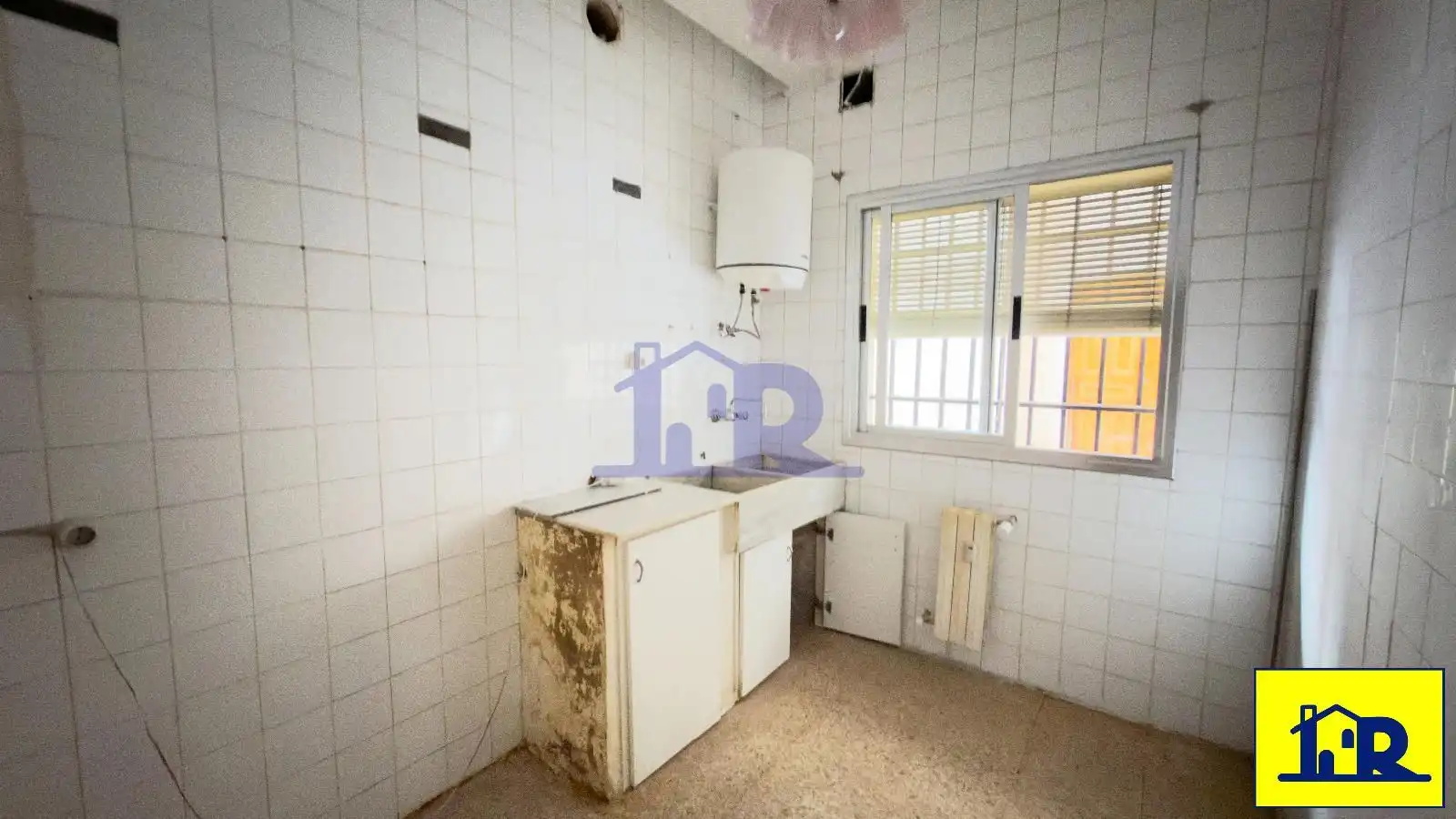 Cocina de Piso en venta en Cuenca con Calefacción y Terraza