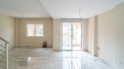Foto 2 de Casa adosada en venta en Cl Adarves de Calypso 9mijas (málaga), -1, Calahonda, Mijas