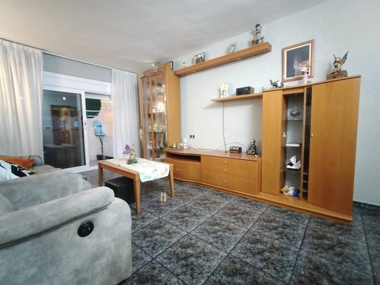 Sala d'estar de Pis en venda en Terrassa amb Aire condicionat, Calefacció i Moblat