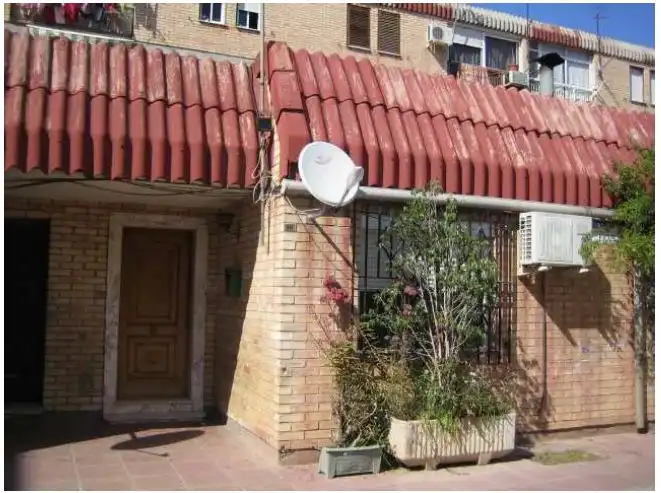 Piso en venta en Calle Vias Bajo 20 Portal 20 Escalera 7 Puerta 0H 20
