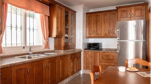 Foto 5 de Casa o xalet en venda a Avenida Lorenzo Morito Romero, 29, San Pedro de Alcántara pueblo, Málaga