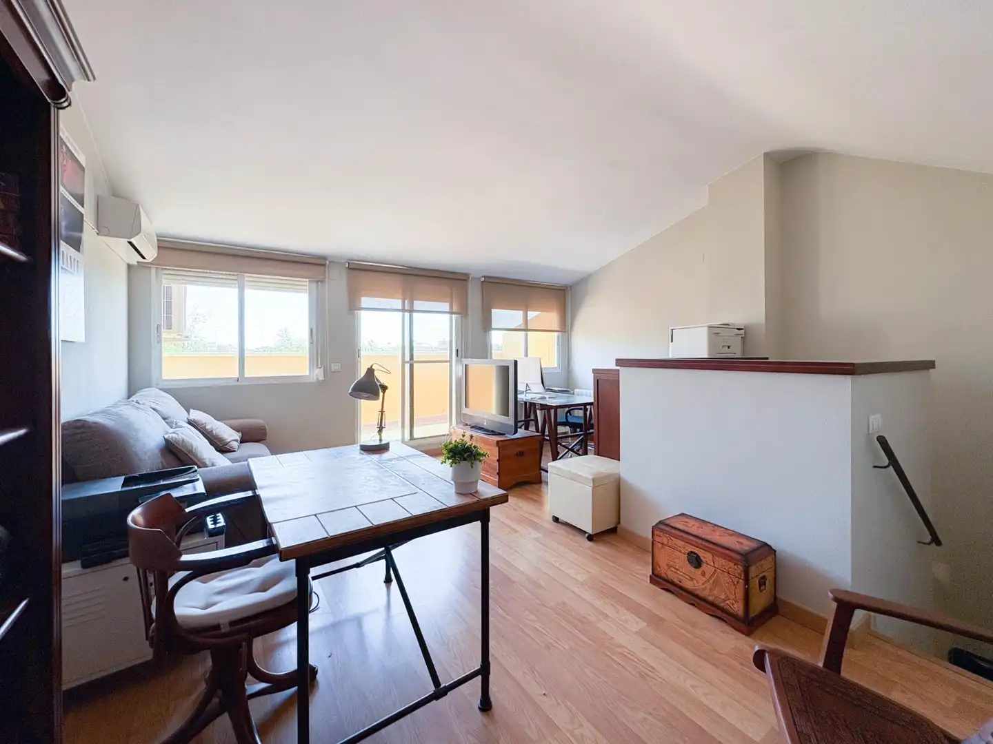 Sala de estar de Casa adosada en venta en Bétera con Aire acondicionado, Calefacción y Terraza