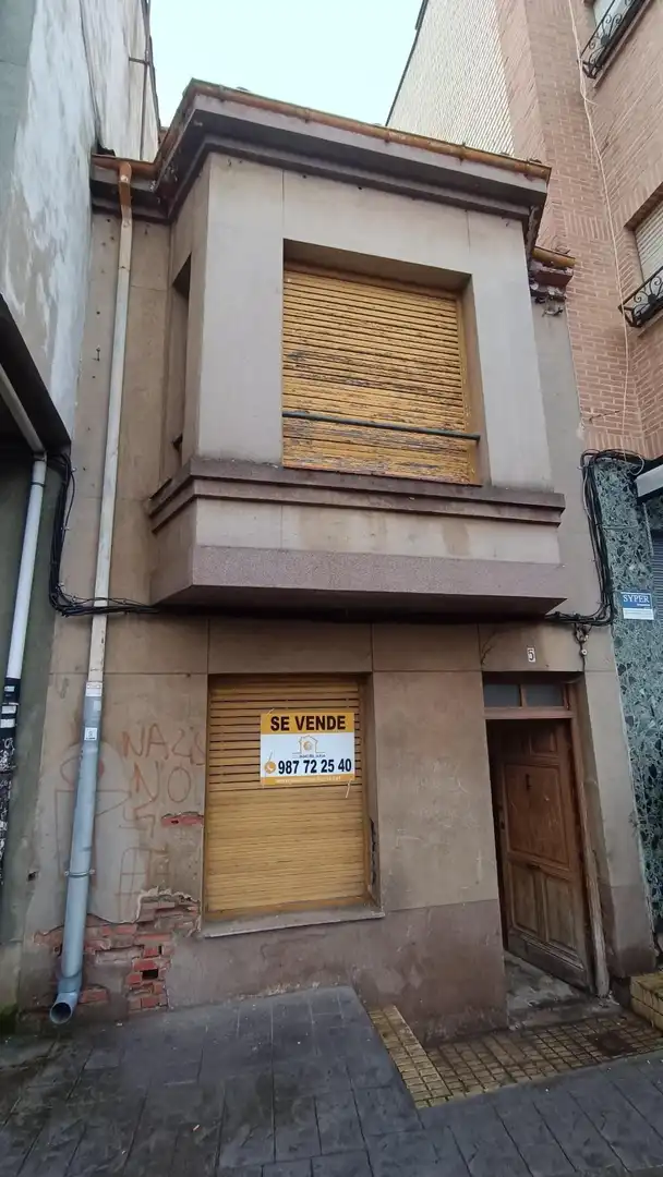 Casa amb jardí en venda a Valverde de la Virgen