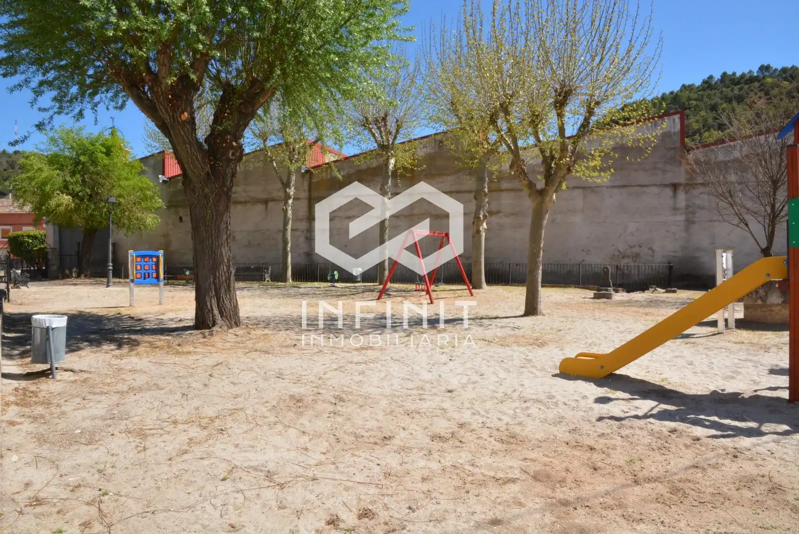 Casa o xalet en venda en Moratilla de los Meleros amb Traster i Balcó