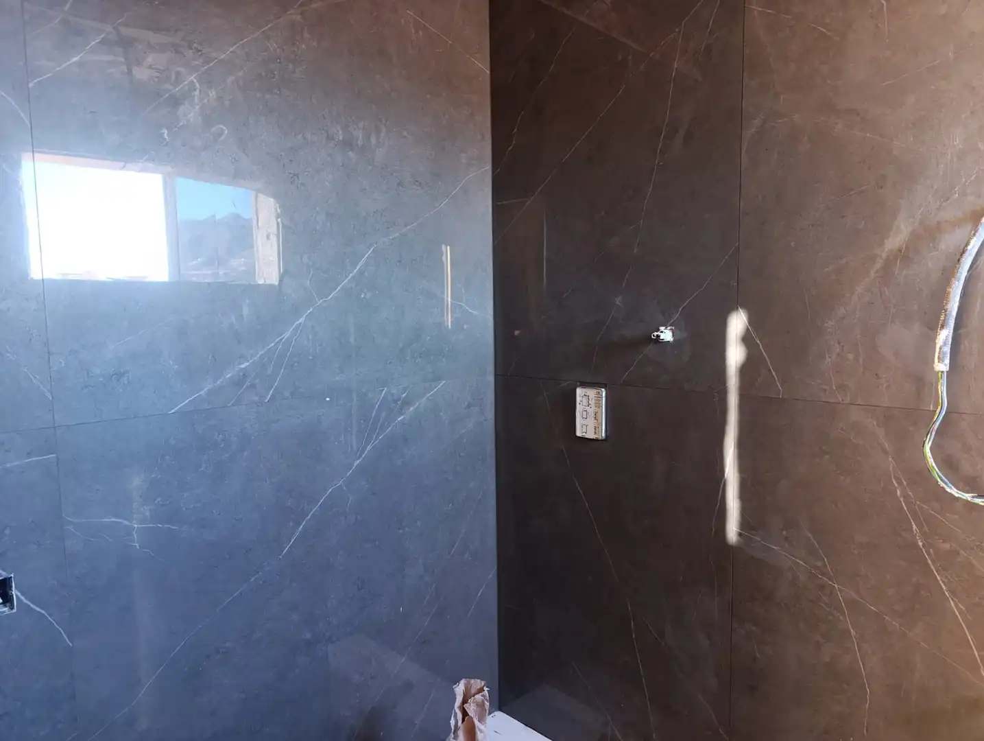 Badezimmer von Dachboden zum Verkauf in Adra mit Terrasse