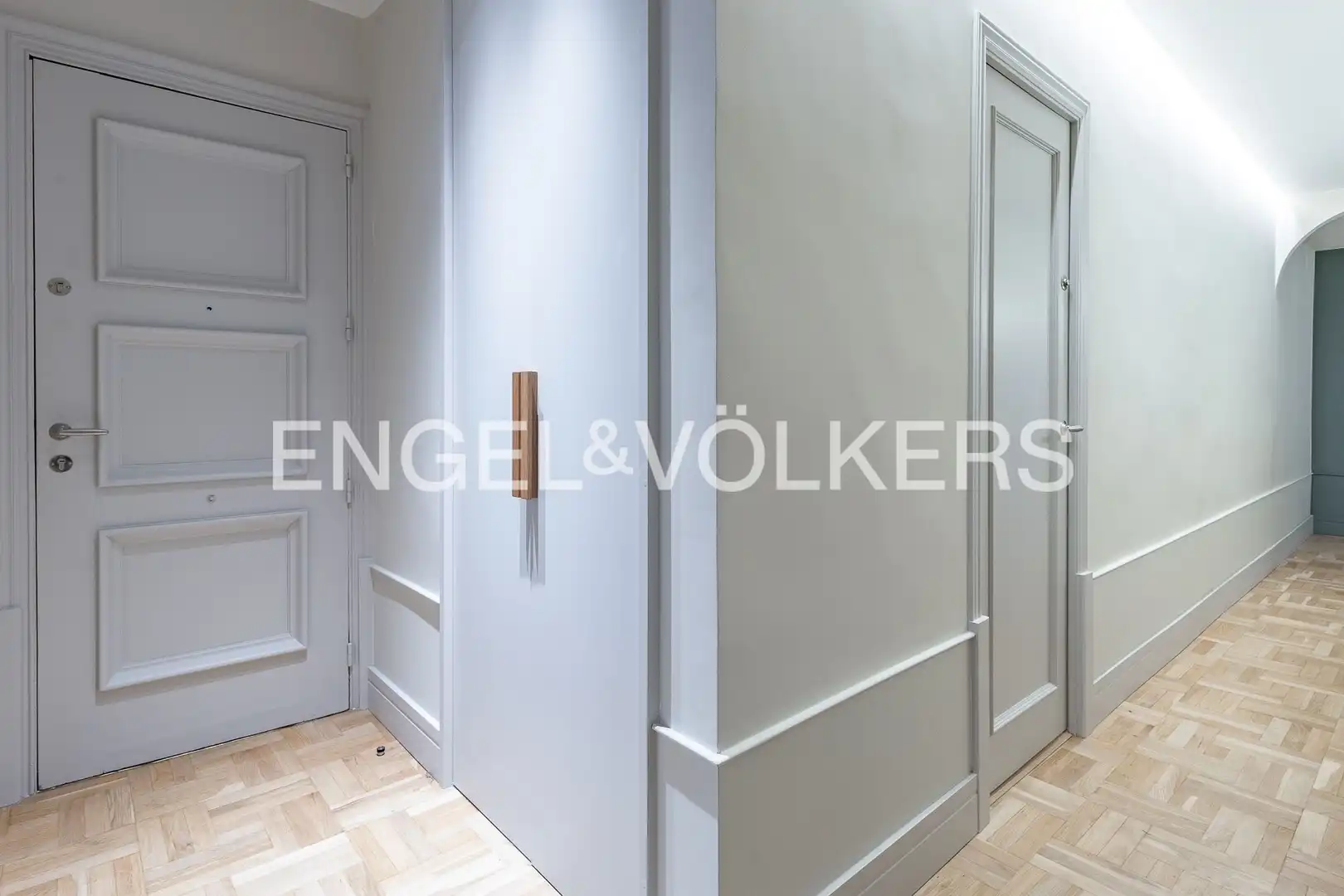 Flat for sale in Barcelona  with Air Conditioner, Heating and Parquet flooring