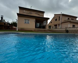 Swimming pool of House or chalet for sale in Creixell  with Air Conditioner, Heating and Private garden