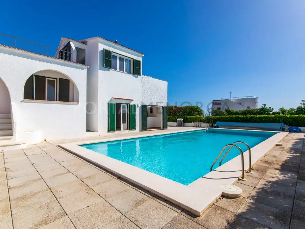 Piscina de Casa o xalet en venda en Sant Lluís amb Terrassa i Piscina