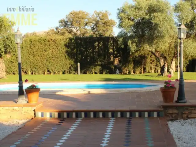 Schwimmbecken von Haus oder Chalet zum Verkauf in Ronda mit Privatgarten, Schwimmbad und Ofen