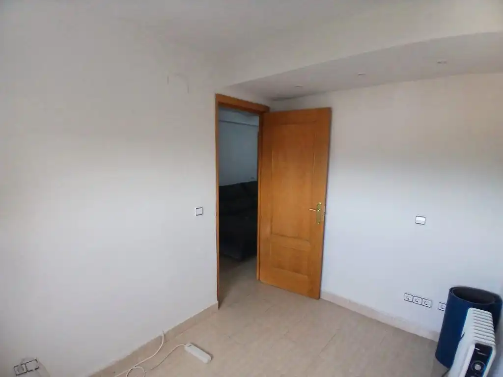 Schlafzimmer von Wohnung zum Verkauf in Málaga mit Möbliert