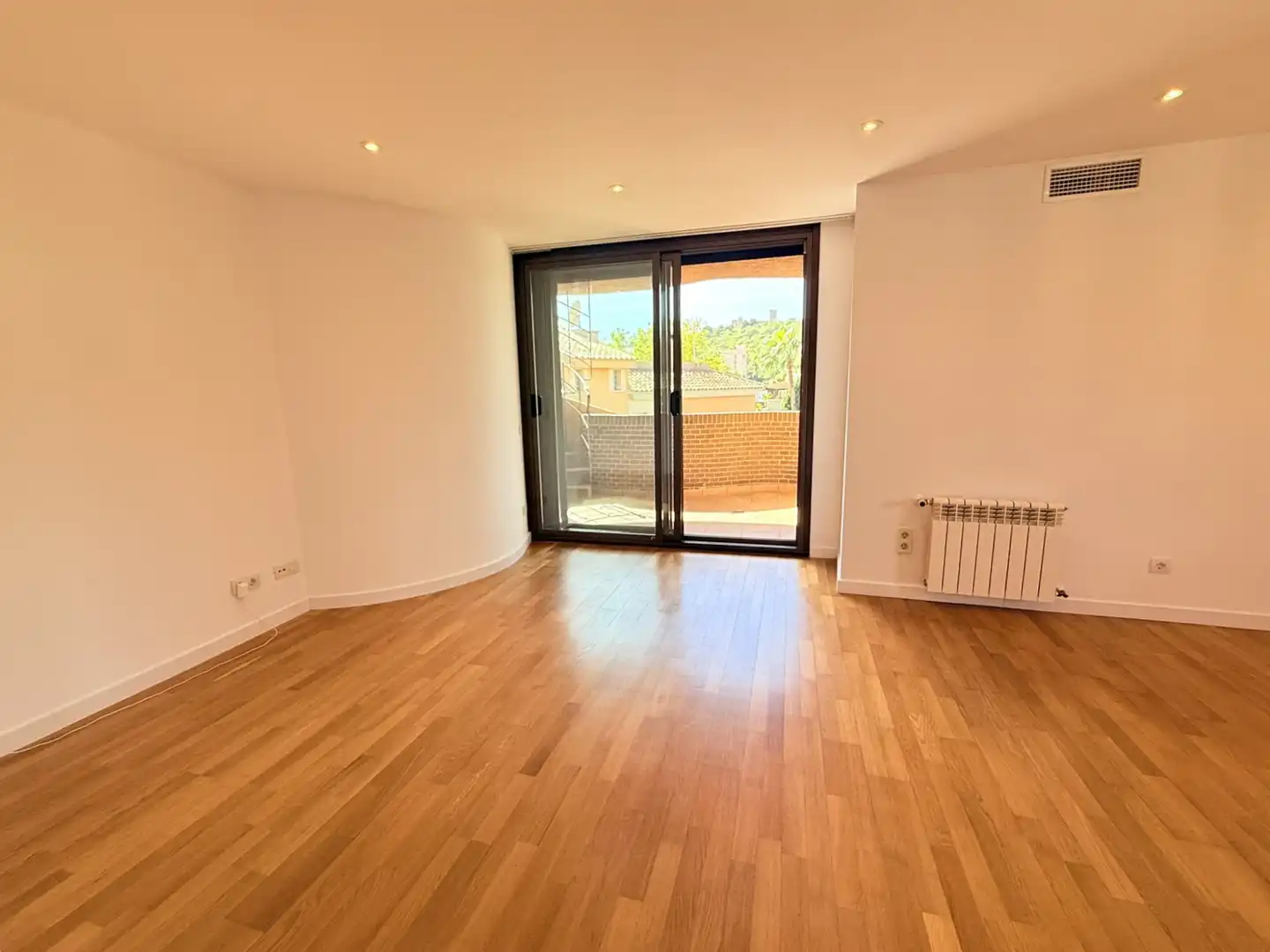 Attique avec terrasse à louer à Carrer d'Álvaro de Bazán, imagen 6