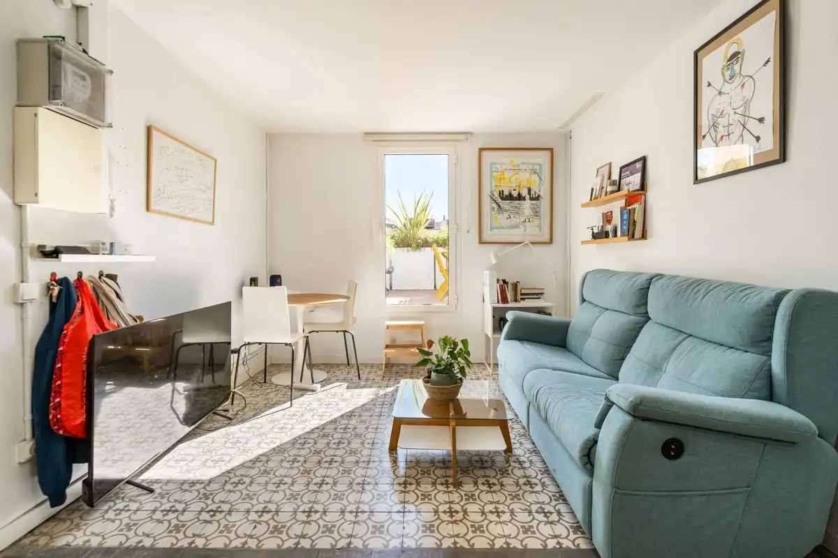 Wohnzimmer von Dachboden zum Verkauf in Barcelona mit Klimaanlage, Heizung und Terrasse