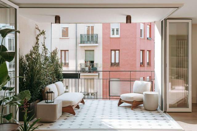 Piso en Venta en Calle de García de Paredes, Madrid, Spain, 21 en Almagro