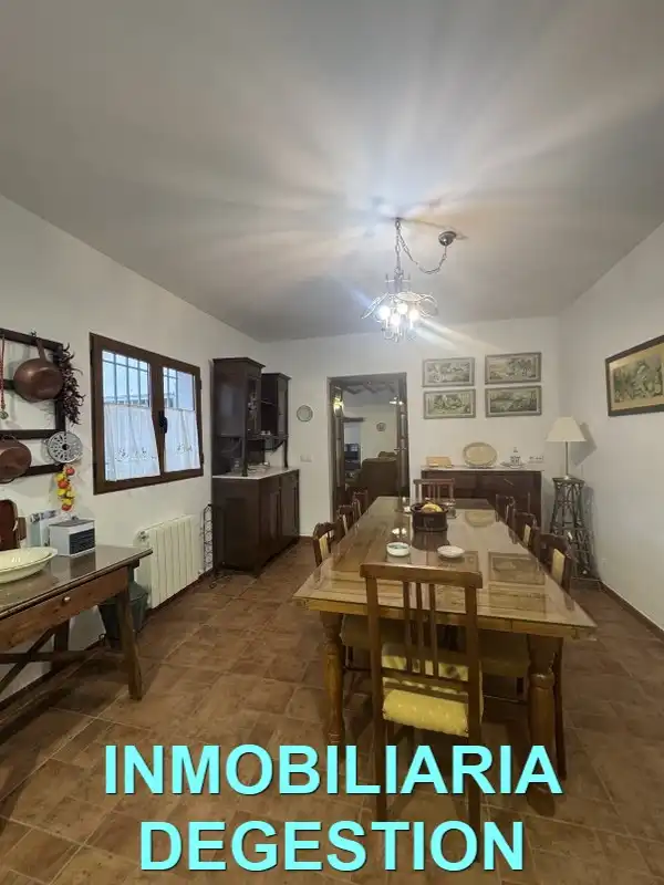 Comedor de Casa adosada en venta en Guarromán con Aire acondicionado, Calefacción y Jardín privado