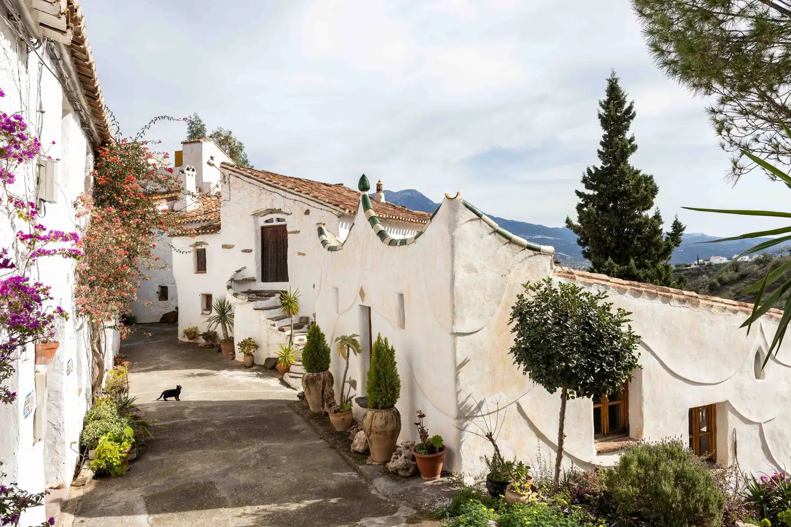 Vista exterior de Edificio en venta en Viñuela