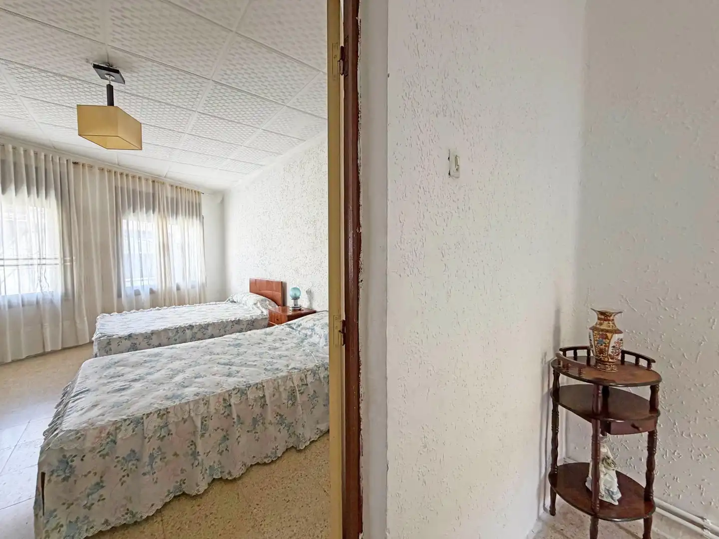 Habitación de Casa adosada en venta en Sabadell con Calefacción y Terraza