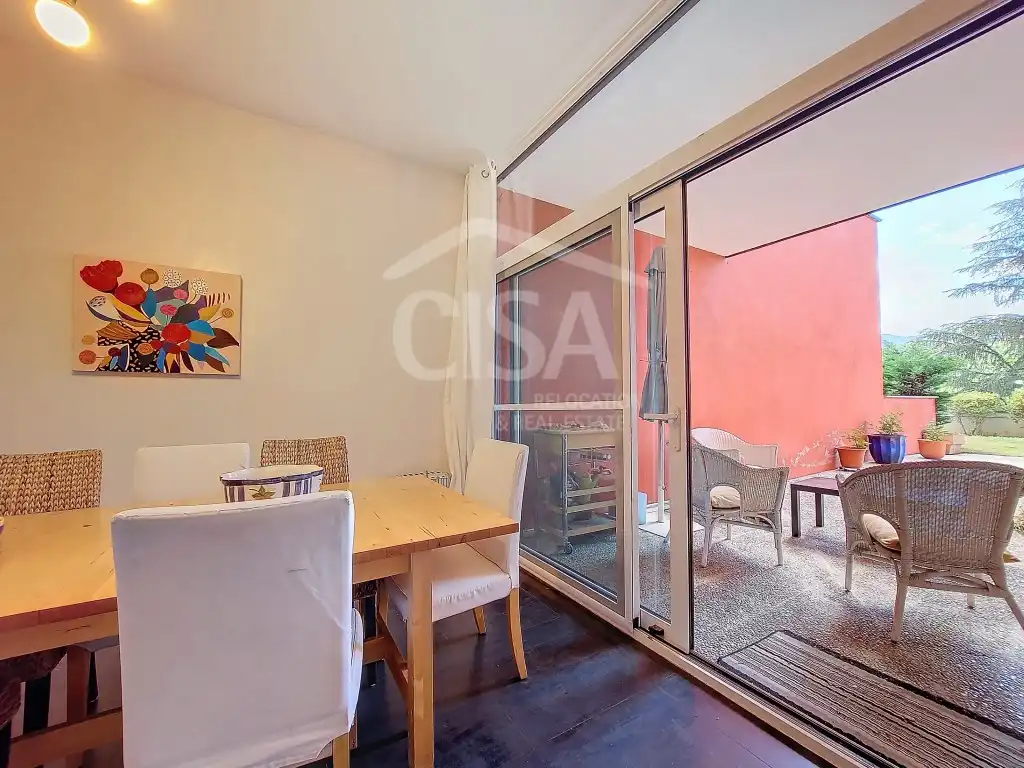 Vista exterior de Casa o xalet en venda en La Seu d'Urgell amb Jardí privat, Terrassa i Traster