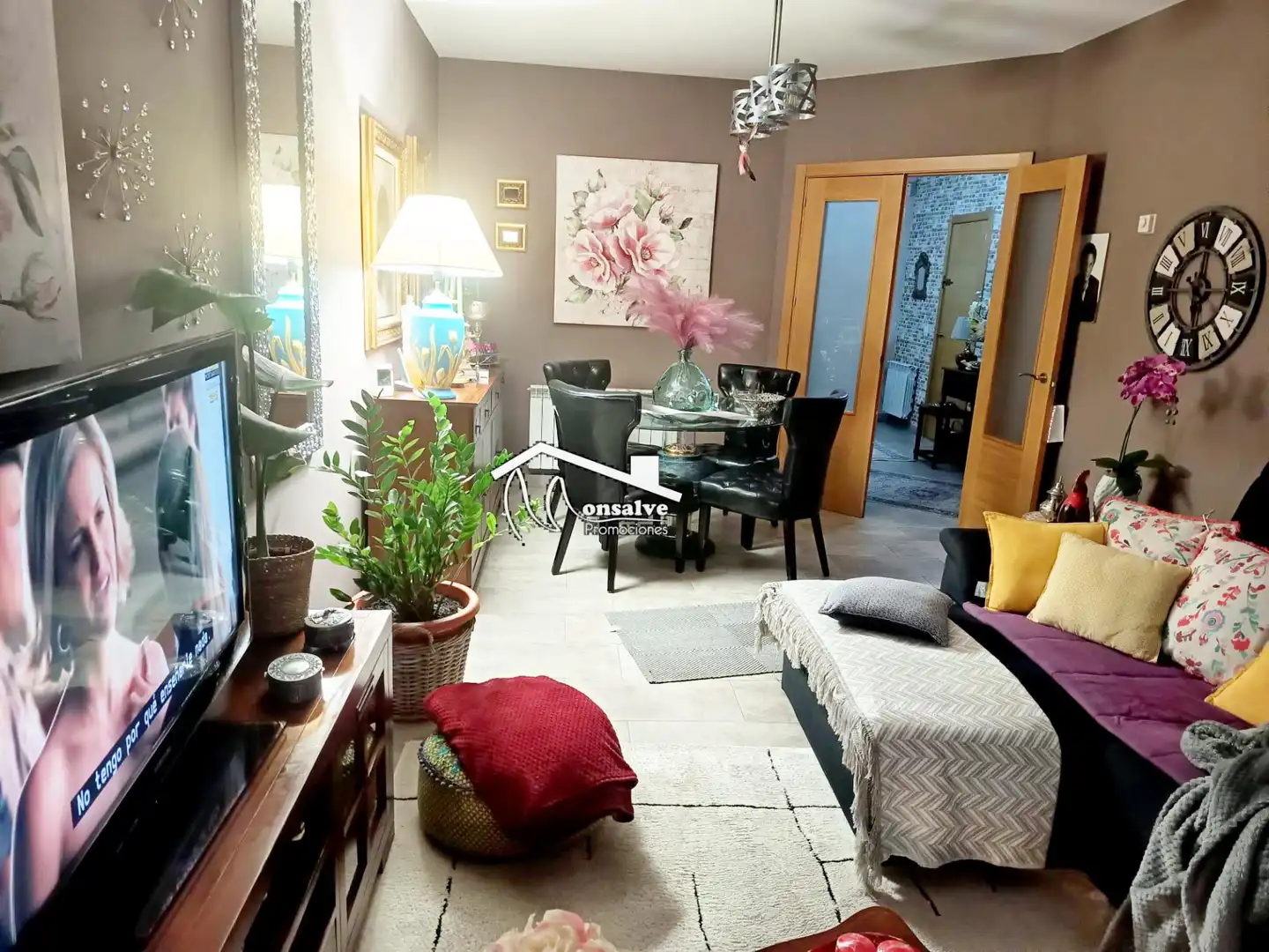 Sala de estar de Casa adosada en venta en Yeles con Aire acondicionado, Calefacción y Jardín privado