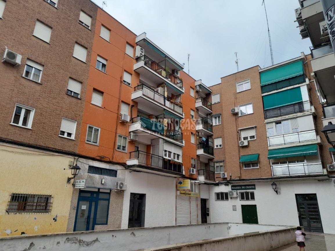 Exterior view of Garage for sale in Alcorcón