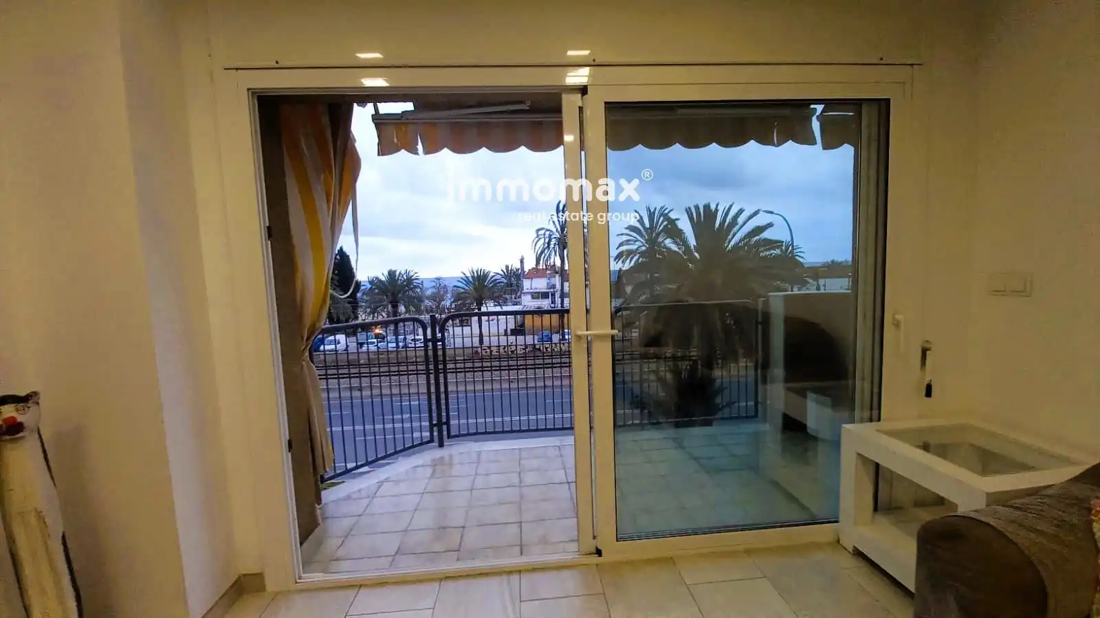Vista exterior de Pis en venda en Mataró amb Aire condicionat, Calefacció i Terrassa
