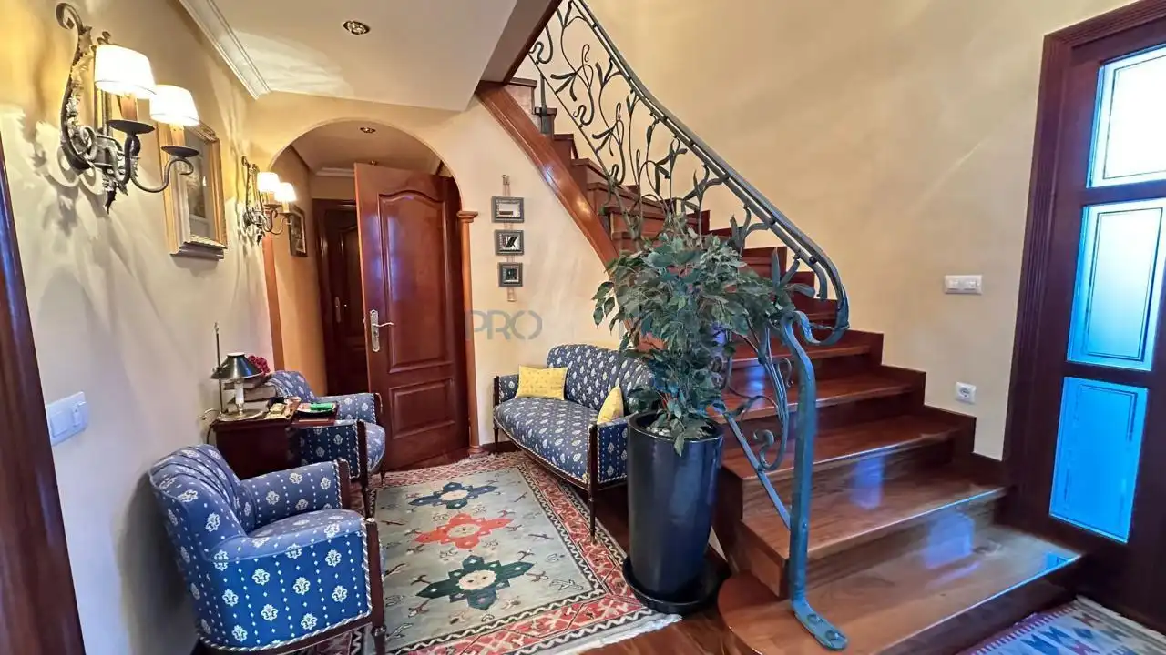Casa o chalet en venta en Sariegos con Calefacción, Jardín privado y Terraza
