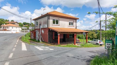 Casa con negocio en Ameas- Carral