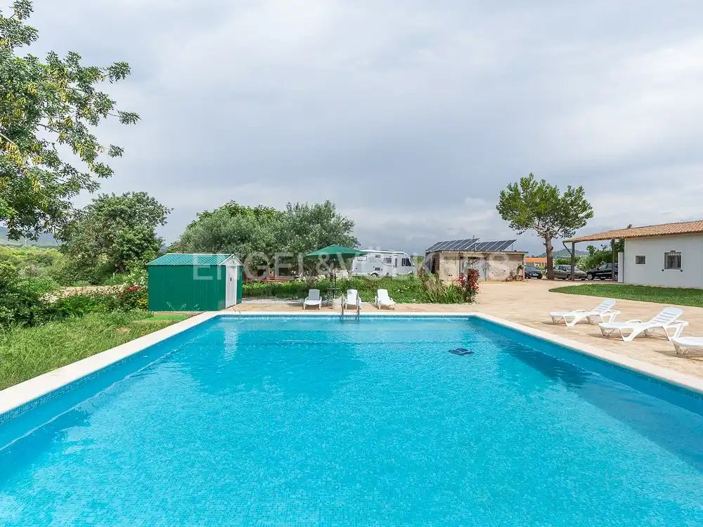 Casa amb piscina en venda a Montroi / Montroy, imagen 39